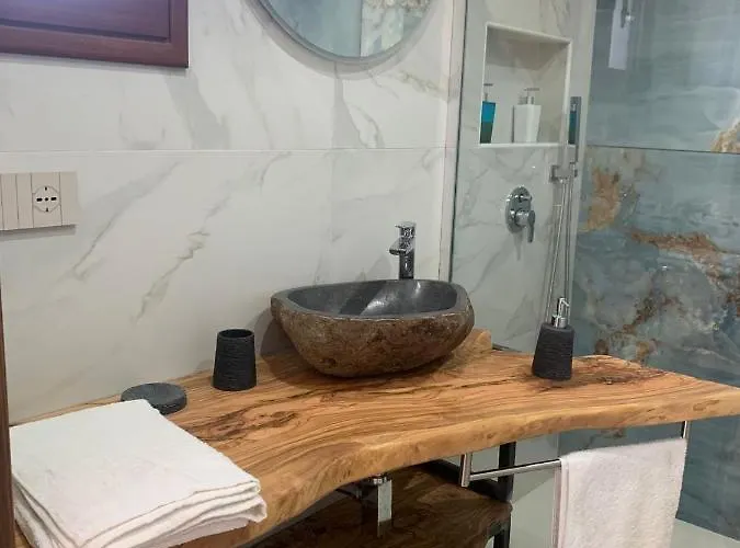 Lemon Suite-luxury 4* チェッリーノ・サン・マルコ