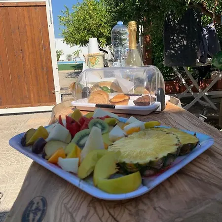 Bed and breakfast Lemon Suite-luxury