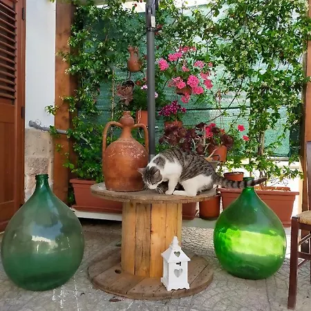 Bed and breakfast Lemon Suite-luxury 4*