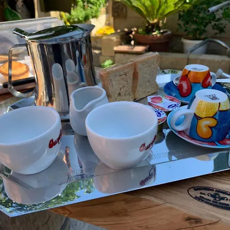 Lemon Suite-luxury Bed & Breakfast 4*
