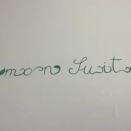 ベッド・アンド・ブレックファスト Lemon Suite-luxury